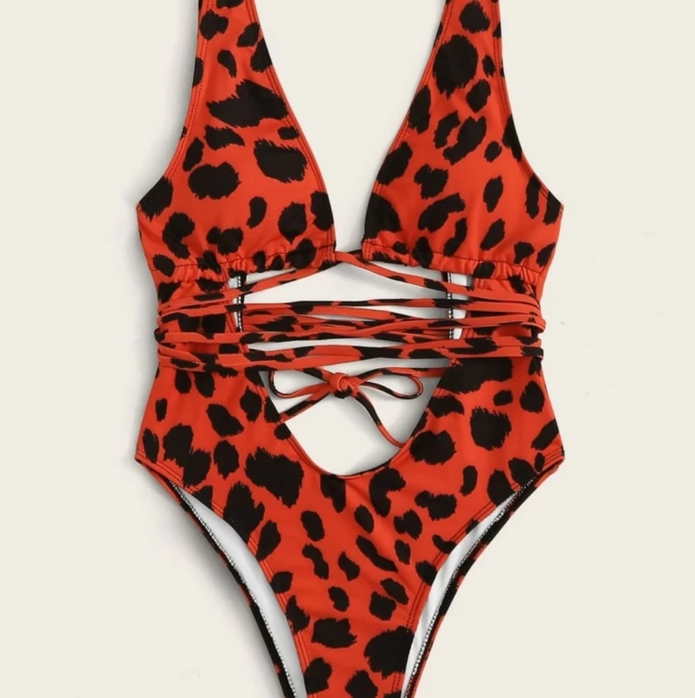 Bathing suit